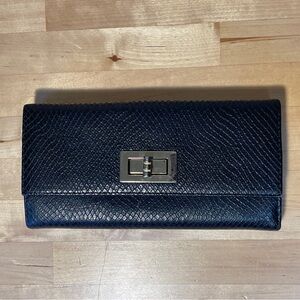 Talbots Women’s Leather Classic Black Wallet  Snake Print Wallet